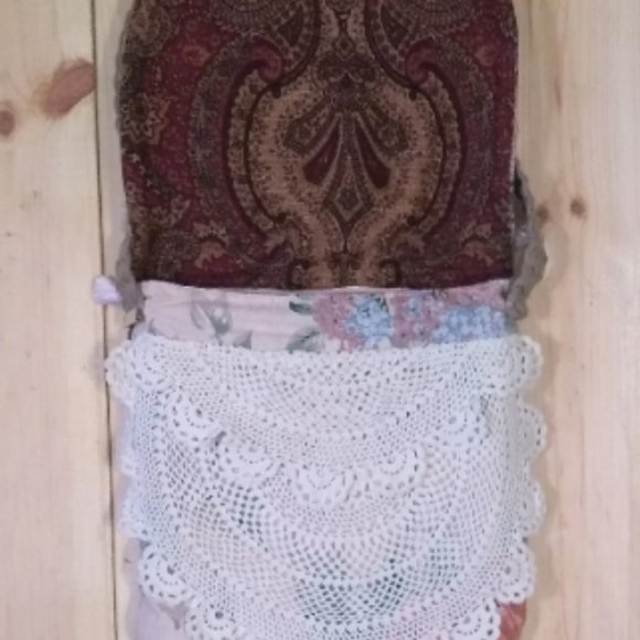 NEW HAND SEWN ARTISAN UPCYCLED REPURPOSED VINTAGE LACE MARIE ANTIONETTE PURSE - Picture 5 of 8